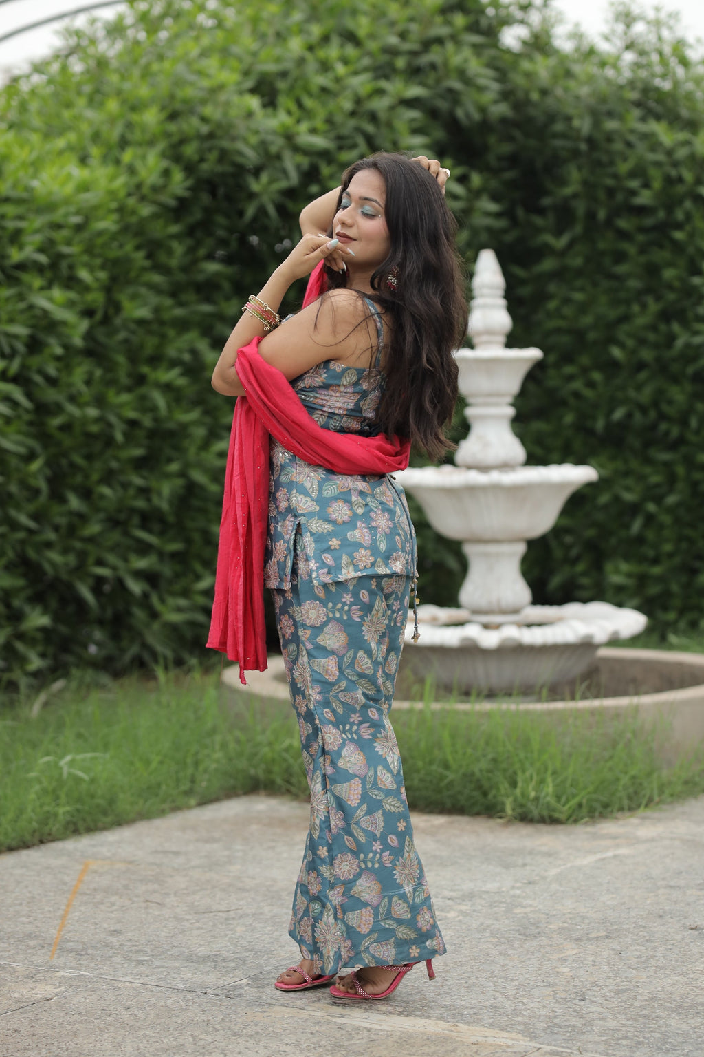 Hoor-Kurta